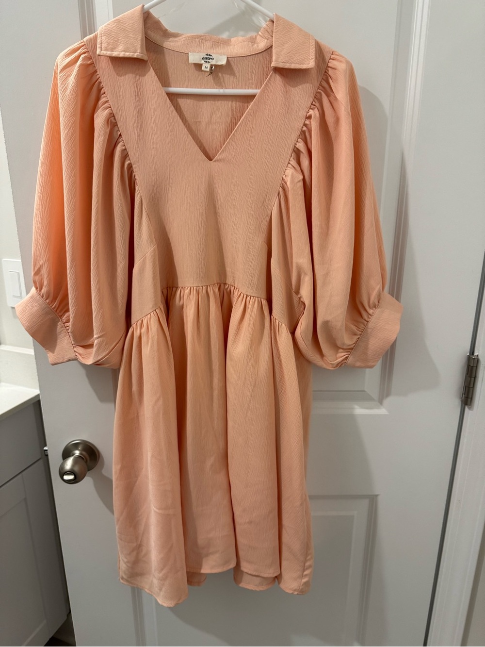 entro Peach Collared V-Neck Midi Dress